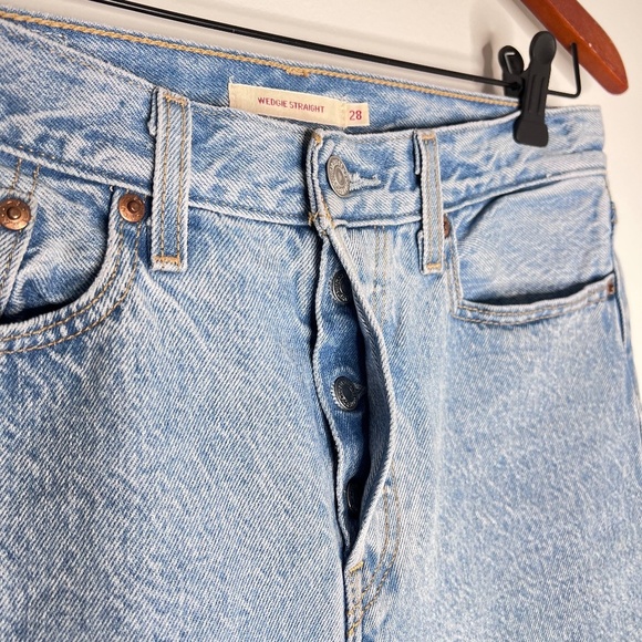 Levi’s Wedgie Straight Raw Hem Blue Denim Jeans 28 - Picture 2 of 5